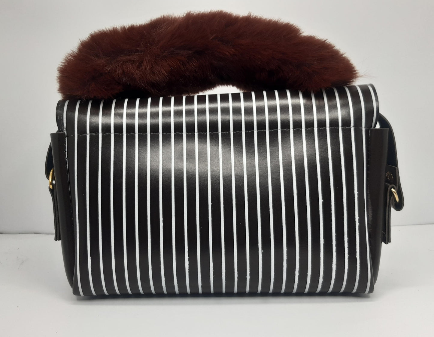 The Graceful Black Mini Handbag Wolvegaze.store